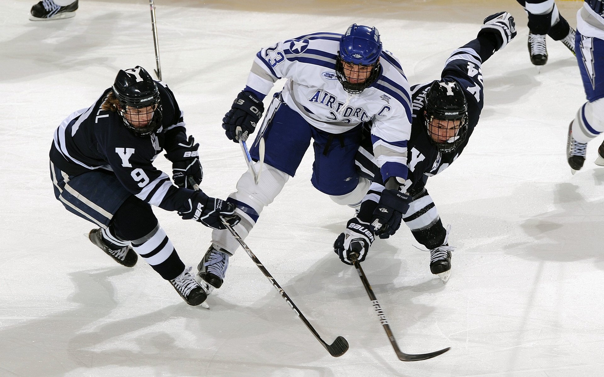 青训是否关注球员的心理健康和压力管理，青训对足球的重要性