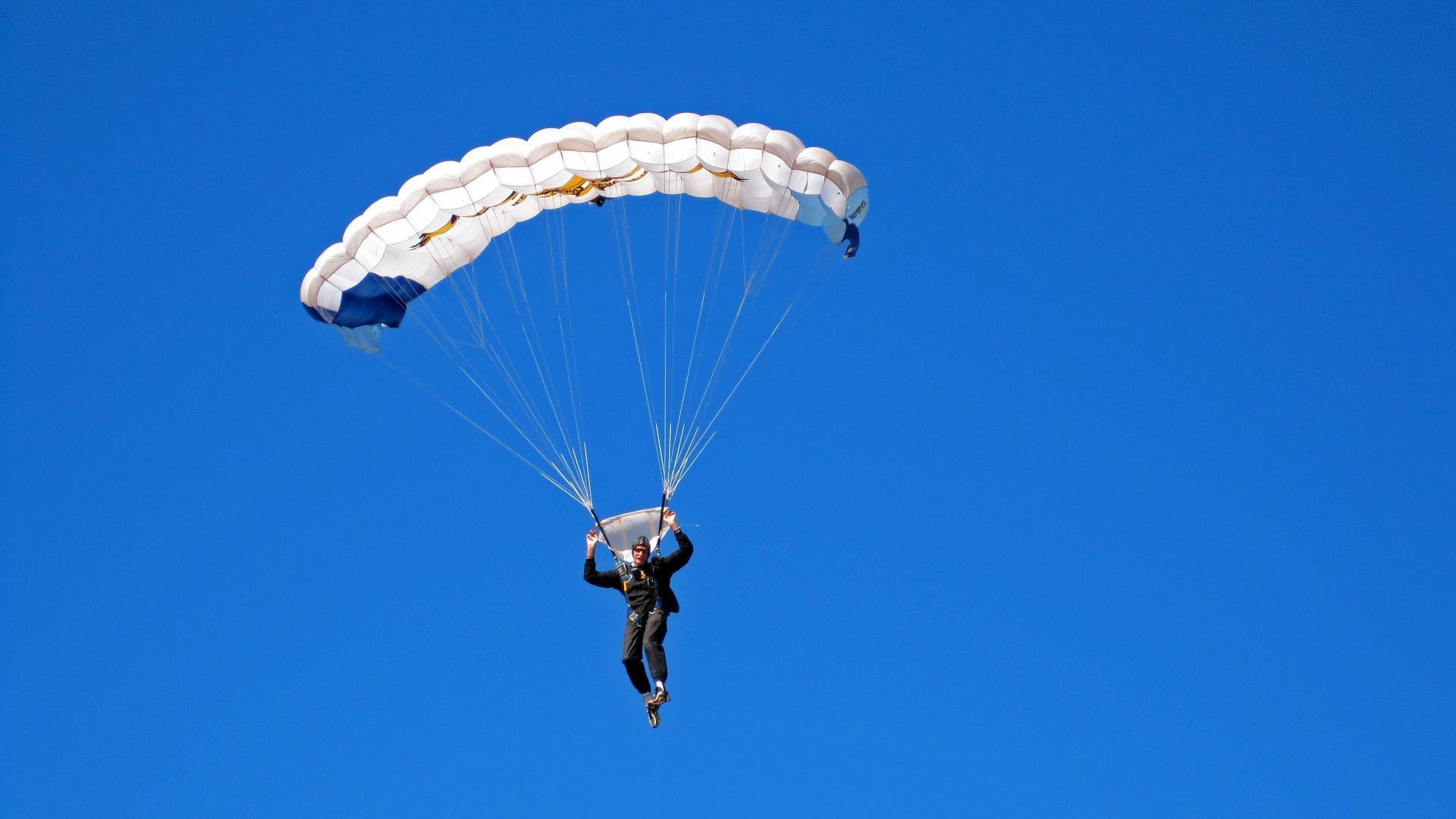 -NBA 新秀赛：三人砍下 30+ 创历史